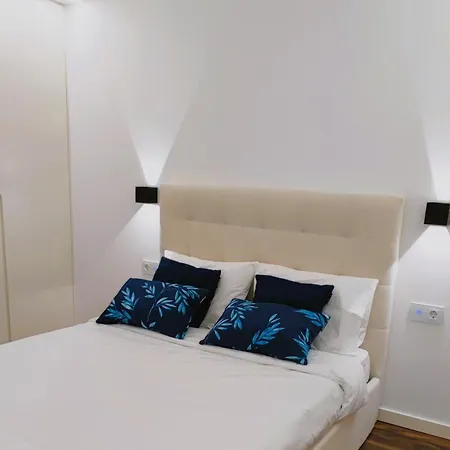 A1.0 - Alexa Smart House Appartamento *